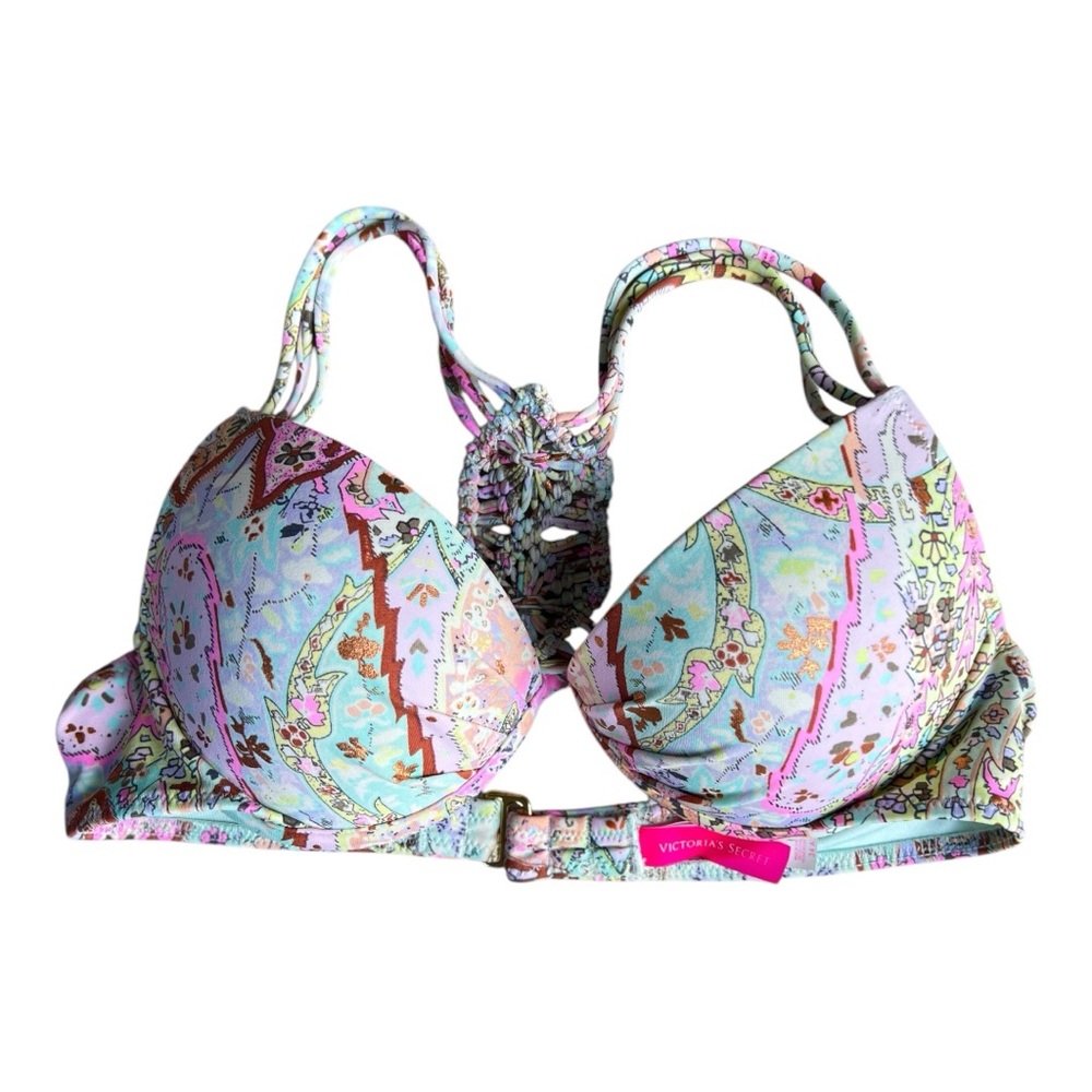 Victoria's Secret Swim Boho Crochet Paisley Foil Macrame Fabulous Bikini Top 34A